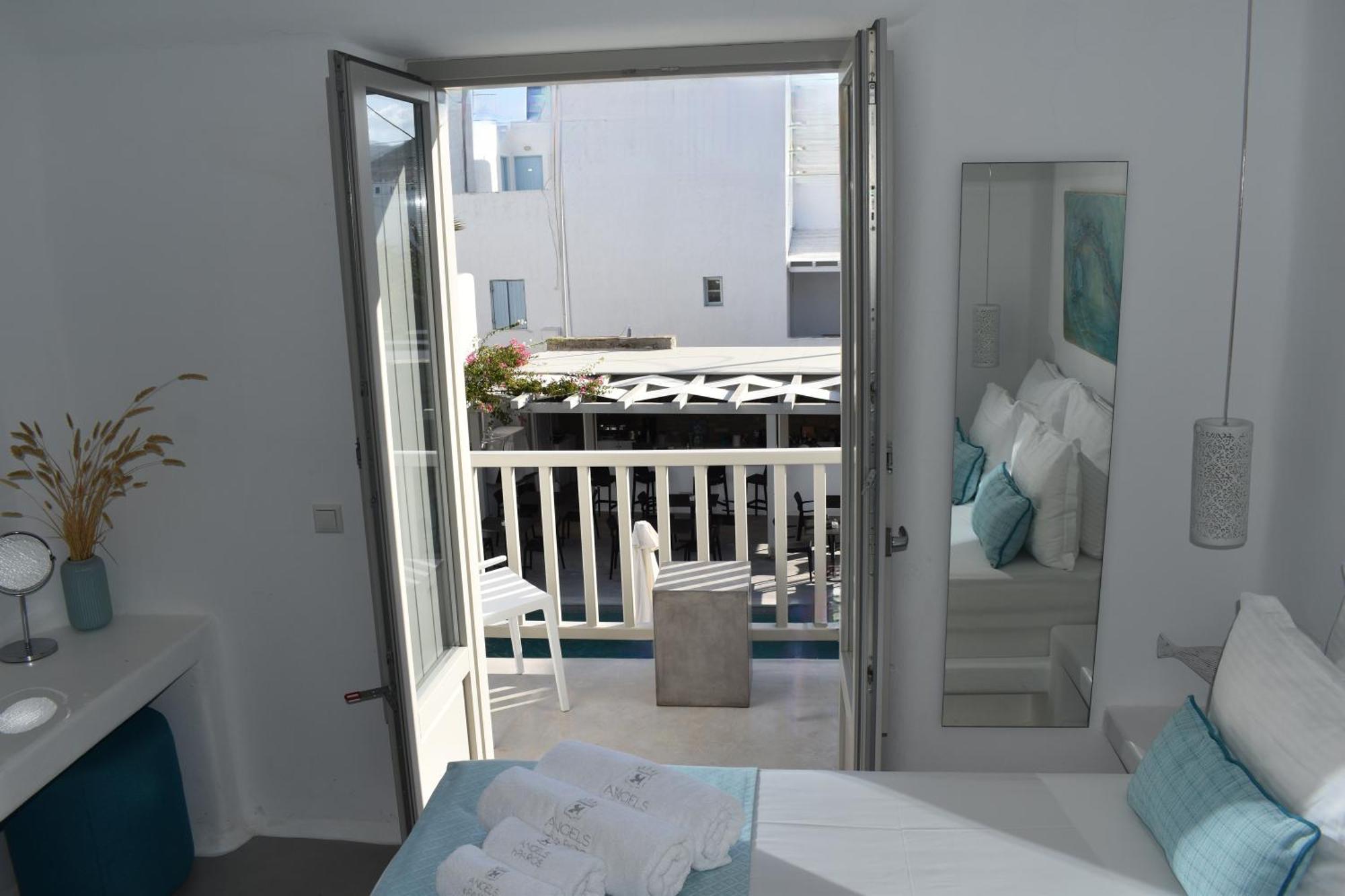 Angels Pillow Luxury Boutique Residence - Adults Only Науса Номер фото